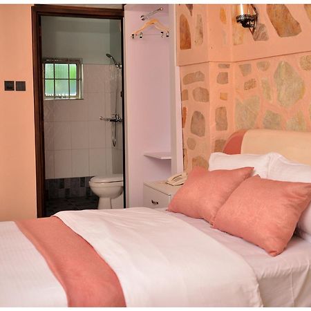 Ruby Haven Hotel Kampala Luaran gambar
