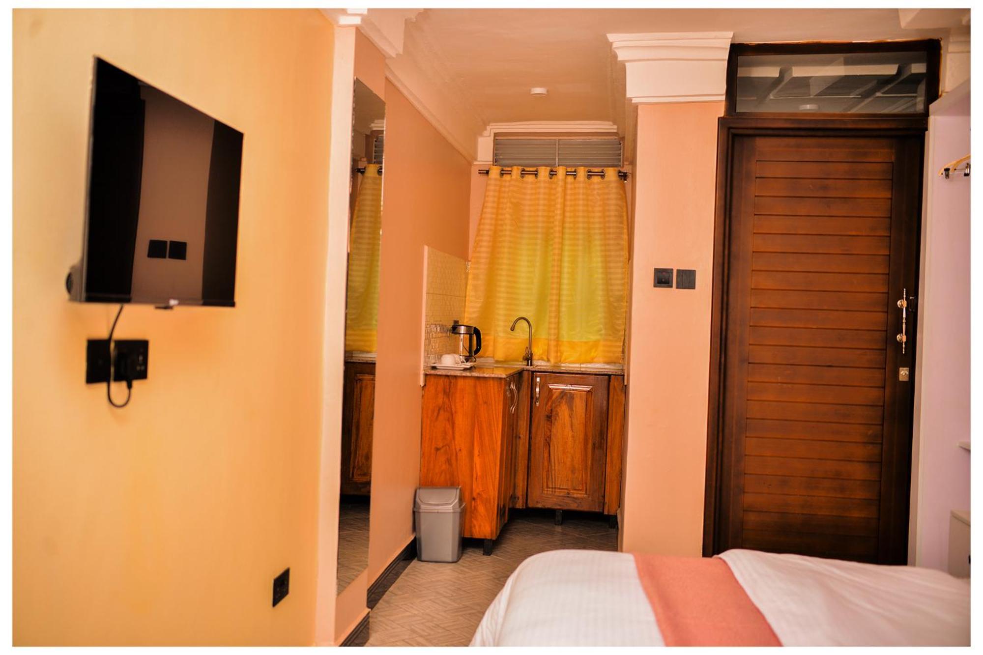 Ruby Haven Hotel Kampala Luaran gambar